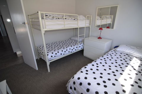 Beachview - Accommodation Gold Coast 18