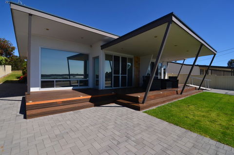 Beachview - Accommodation Gold Coast 1