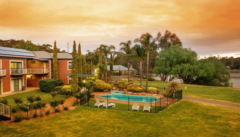 Clare Country Club - Accommodation Gold Coast 0