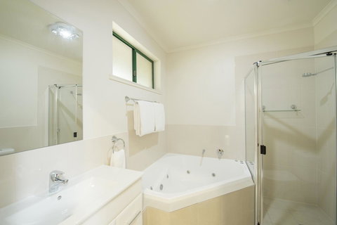 Clare Country Club - Accommodation Gold Coast 20