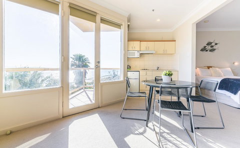 The Bluff Resort Apartments - Accommodation Gold Coast 9