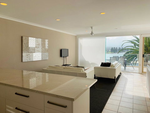 The Bluff Resort Apartments - Accommodation Gold Coast 4