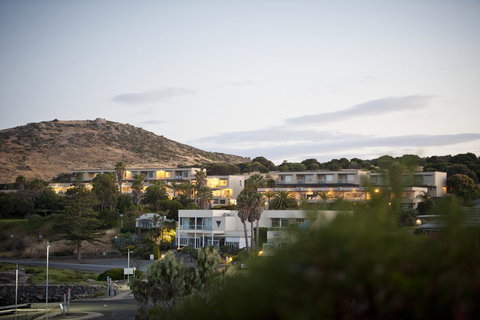 The Bluff Resort Apartments - Accommodation Gold Coast 38