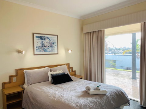 The Bluff Resort Apartments - Accommodation Gold Coast 2