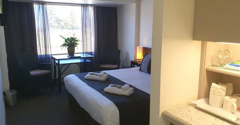 Nightcap At Hotel Victor - Accommodation Gold Coast 1