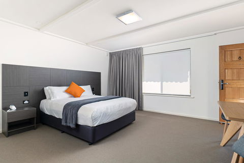 Mick O\'Sheas - Gold Coast 4U 4