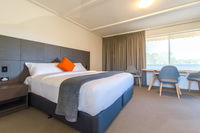 Book Hackham Accommodation Vacations Gold Coast 4U Gold Coast 4U
