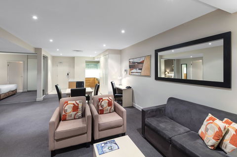 Apartments @ 16 Holdfast - Accommodation Gold Coast 8