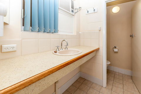 Blue Seas Motel - Accommodation Gold Coast 4