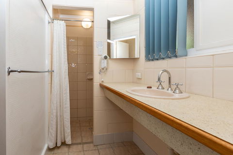 Blue Seas Motel - Accommodation Gold Coast 2