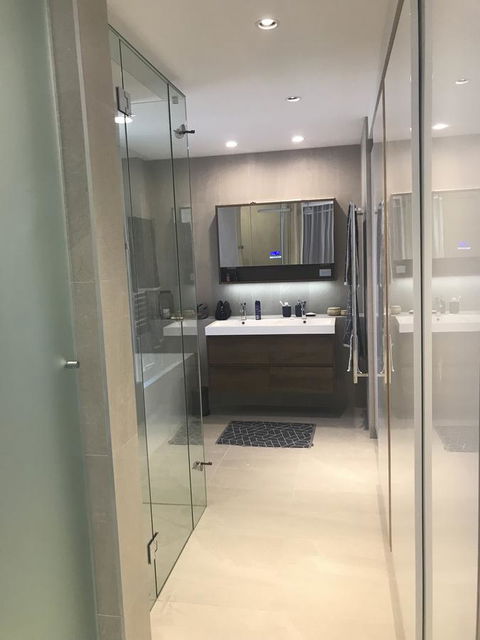 Penthouse On The Promenade - Accommodation Gold Coast 8