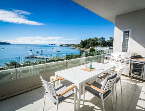 Penthouse On The Promenade - Accommodation Gold Coast 3