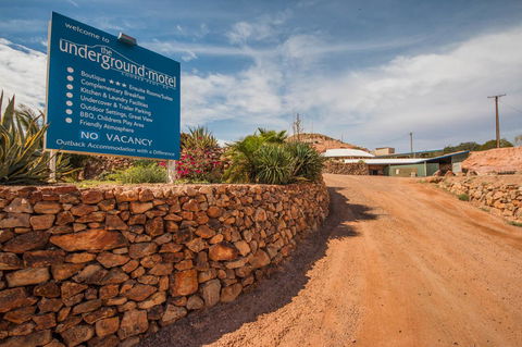 The Underground Motel - Accommodation Gold Coast 24