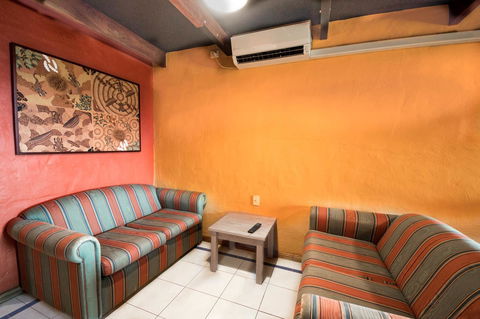 The Underground Motel - Accommodation Gold Coast 15