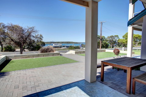 Bay Bliss - Accommodation Gold Coast 1