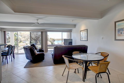 Bay Bliss - Accommodation Gold Coast 8