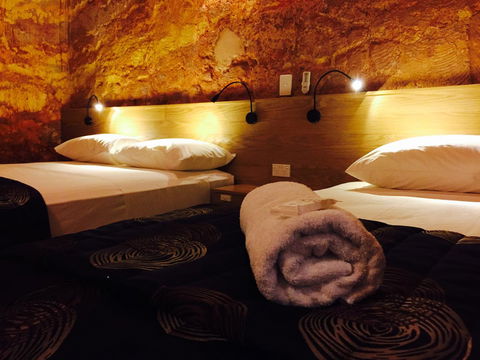 The Lookout Cave Underground Motel - Accommodation Gold Coast 28