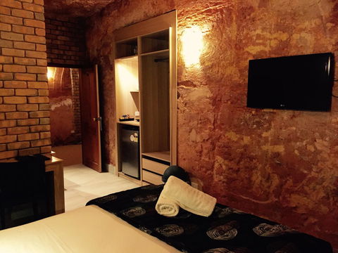 The Lookout Cave Underground Motel - Accommodation Gold Coast 42