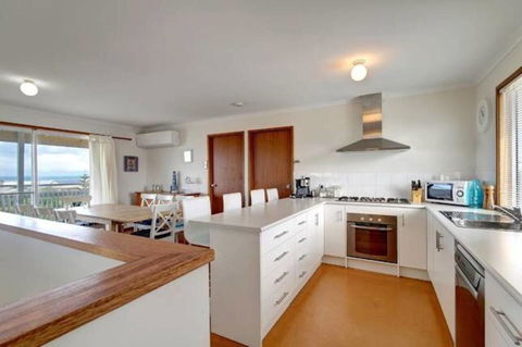 SeaWatch-Sea Views - Accommodation Gold Coast 3
