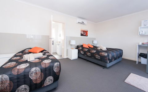Blue Lake Motel - Accommodation Gold Coast 1