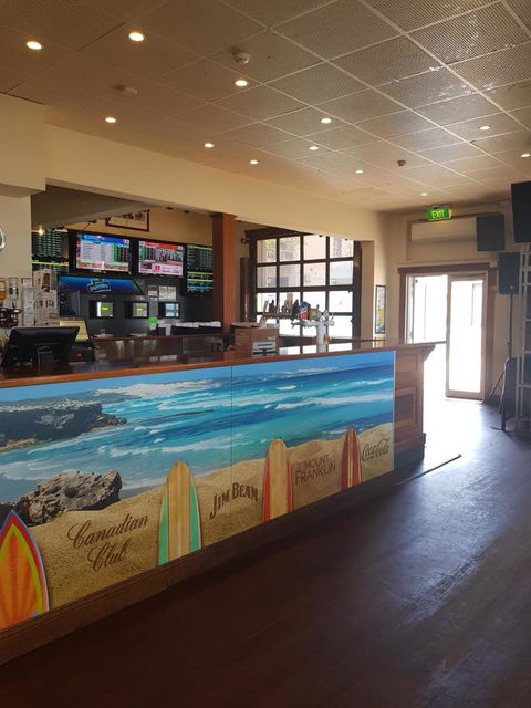 Pier Hotel Port Lincoln - Accommodation Gold Coast 2