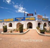 Radeka Downunder Underground Motel - Accommodation Gold Coast