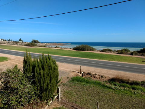 Seafront Shack - Accommodation Gold Coast 0