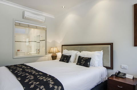 The Commodore - Gold Coast 4U 6