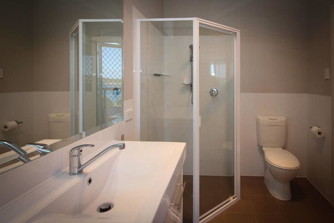 Waterfront On Osprey - Accommodation Gold Coast 23