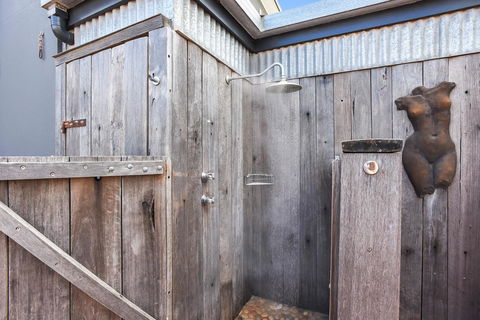 Esplanade Escape - Accommodation Gold Coast 8