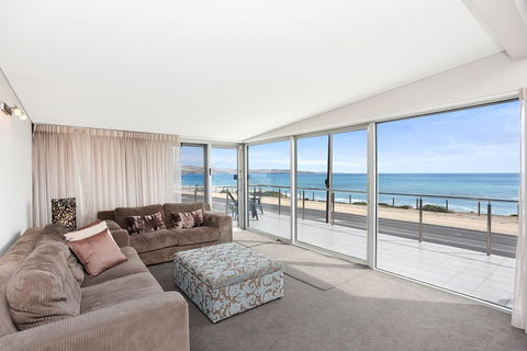 Esplanade Escape - Accommodation Gold Coast 18