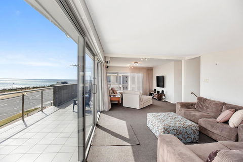 Esplanade Escape - Accommodation Gold Coast 28