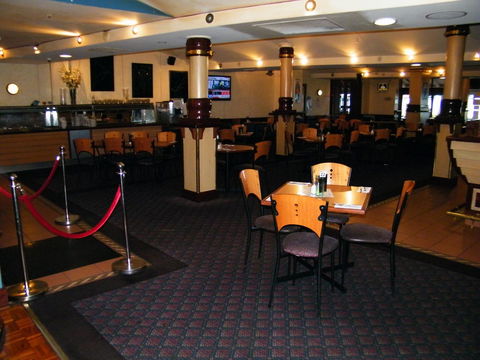 Grand Tasman Hotel - Accommodation Gold Coast 2