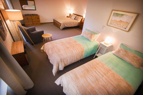 Limestone Ridge - Accommodation Gold Coast 8