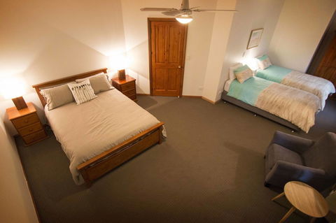 Limestone Ridge - Accommodation Gold Coast 9