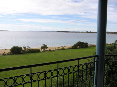 Mariners Cay Apartment - Accommodation Gold Coast 6