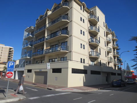 Holdfast Shores Apartments - Accommodation Gold Coast 0