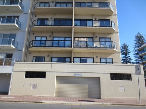 Holdfast Shores Apartments - Accommodation Gold Coast 12