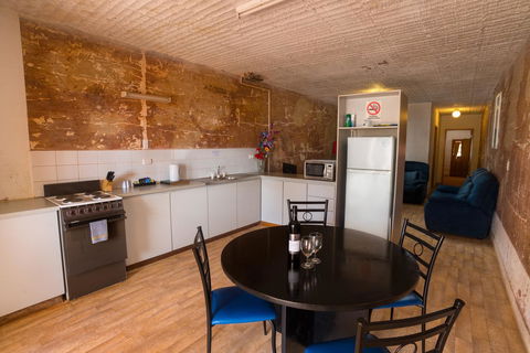 Desert View Apartments - Accommodation Gold Coast 1