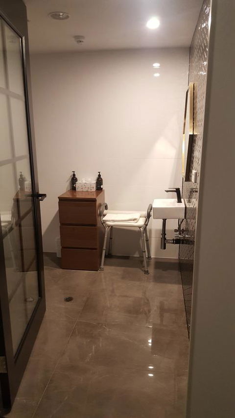Ellen Hotel - Accommodation Gold Coast 2