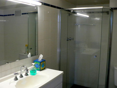 South Esplanade Apartment - Accommodation Gold Coast 2