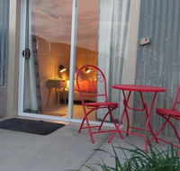 Desert Gum Retreat Gough St - Accommodation Gold Coast