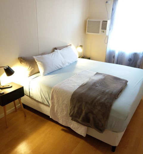 Desert Gum Retreat Gough St - Accommodation Gold Coast 3
