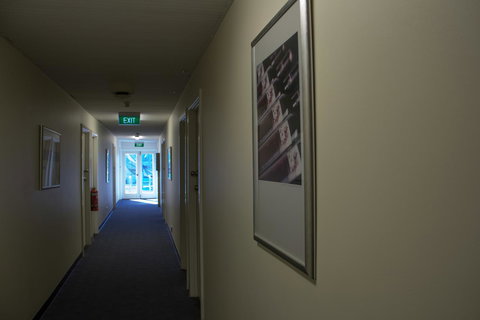 Lockleys Hotel - 1 Gold Coast 4