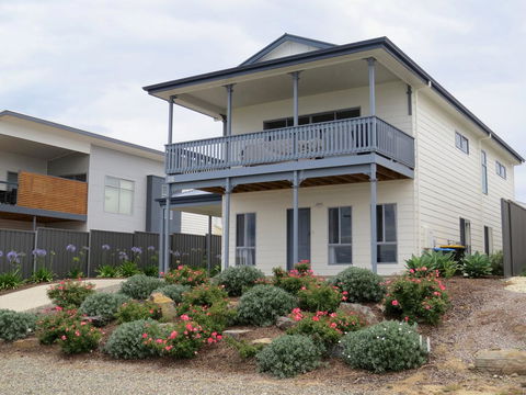38 Wright Tce Encounter Bay - Accommodation Gold Coast 1
