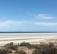 Shangri La Moonta Bay - Accommodation Gold Coast