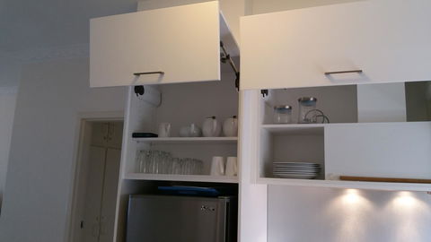 Acaill Accommodation Esplanade Living Self Check-In Self Check-Out - Accommodation Gold Coast 44