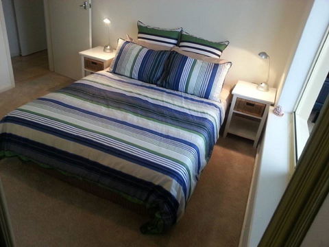 Acaill Accommodation Esplanade Living Self Check-In Self Check-Out - Accommodation Gold Coast 19