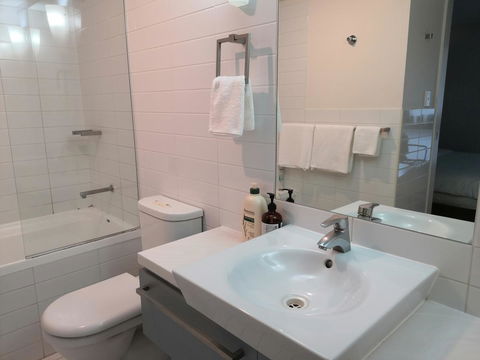 Oaks Horizon+city View+free Parking - Accommodation Gold Coast 13