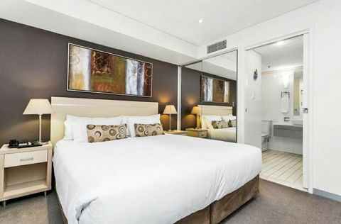 Oaks Horizon+city View+free Parking - Accommodation Gold Coast 4